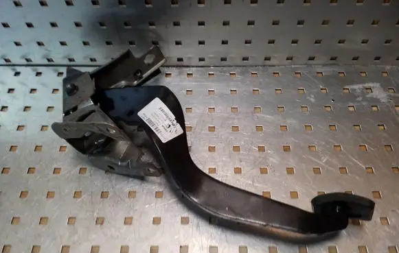 Mitsubishi Colt Brake pedal 4620A036
