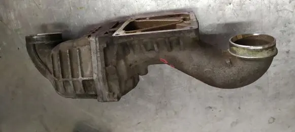 Mercedes-Benz C W204 Intake resonator A2711400787