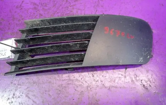 Seat Cordoba (6L) Front bumper lower grill 