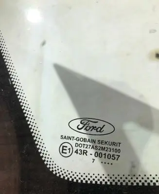 Ford Focus Rear side window 43R001057