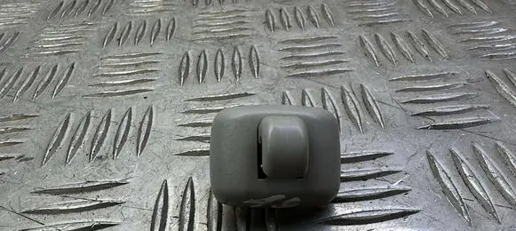 Audi A3 S3 8V Sun visor clip/hook/bracket 8W0857562A