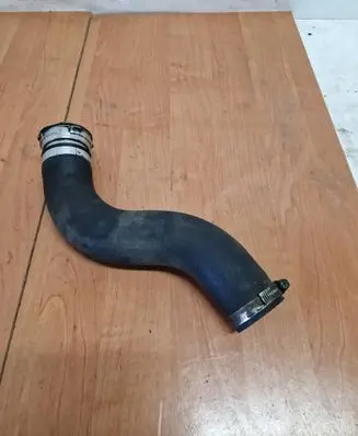 Toyota Avensis T250 Intercooler hose/pipe 060629