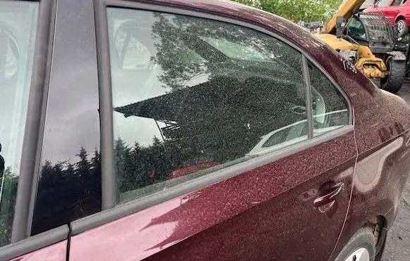 Skoda Rapid (NH) Rear door window glass 