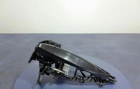 BMW X5M F85 Front door exterior handle 7304804