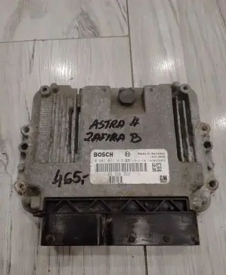 Opel Astra H Engine control unit/module ECU 0281011913