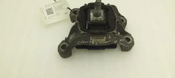 Mini Cooper Countryman R60 Gearbox mount 6784355