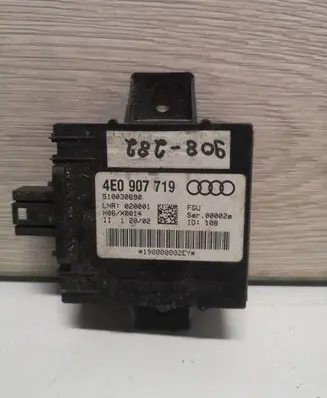 Audi A8 S8 D3 4E Alarm control unit/module 4E0907719 198000002EY