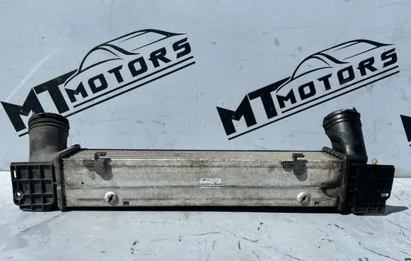 BMW 3 E90 E91 Intercooler radiator 3093796