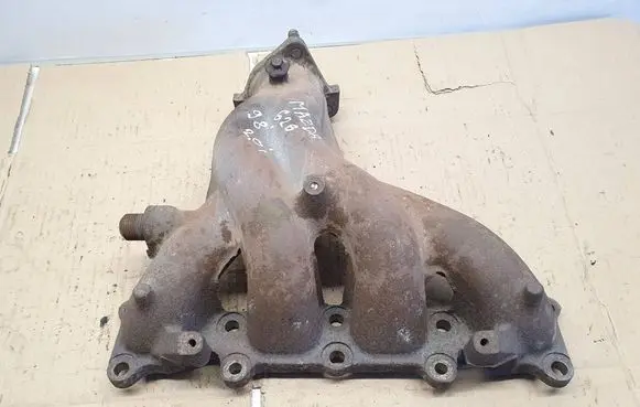 Mazda 626 Exhaust manifold