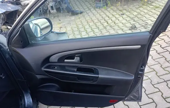 KIA Ceed Front door card panel trim