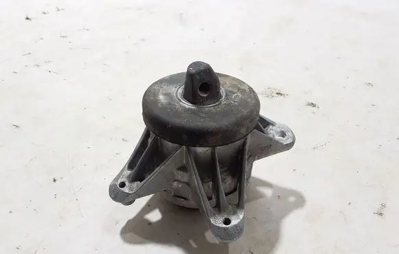 Mercedes-Benz GLE W167 Engine mount bracket A1672405300