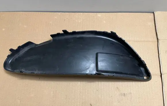 Mercedes-Benz S W222 Front tow hook cap/cover A2228850724