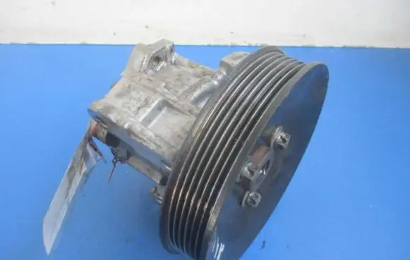 Mercedes-Benz Vito Viano W639 Power steering pump