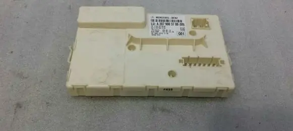 Mercedes-Benz E C207 W207 Window control relay A2079003700
