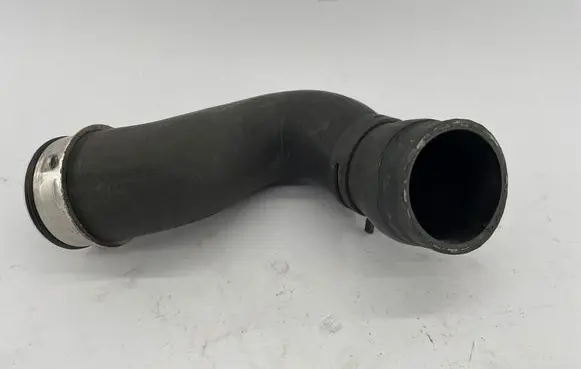Volkswagen Caddy Intercooler hose/pipe 3C0145834M
