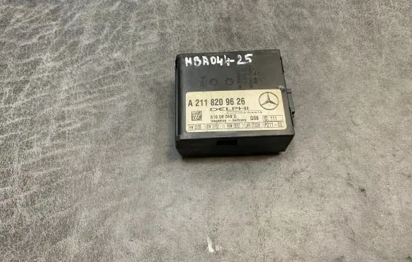 Mercedes-Benz E W211 Alarm control unit/module A2118209626