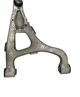 Chevrolet Corvette C8 Front lower control arm/wishbone 847635161