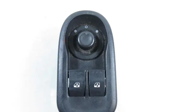 Renault Master III Electric window control switch 8200637849