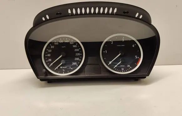 BMW 5 E60 E61 Speedometer (instrument cluster) 6934312 62116945633 6945633