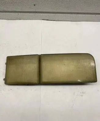 Volkswagen PASSAT B4 Front reflector 