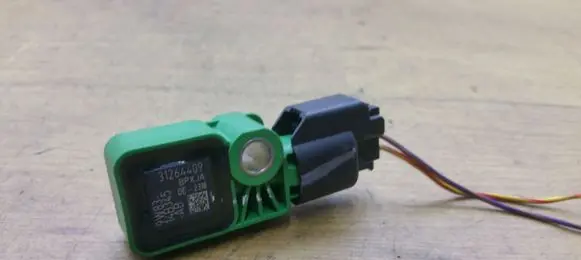 Volvo XC60 Airbag deployment crash/impact sensor 31264409