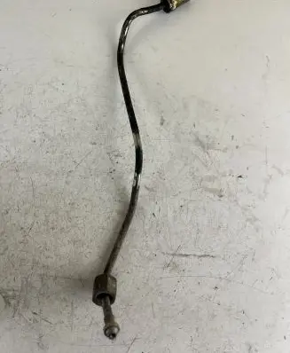 Nissan Patrol Y61 Fuel injector supply line/pipe 