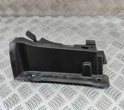 Volvo XC40 Fender end trim 32414316