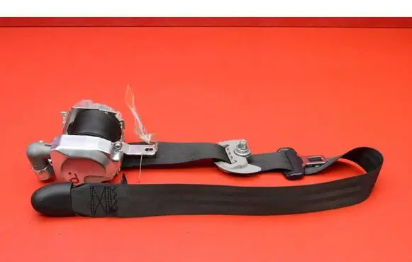 Hyundai i40 Front seatbelt 888203Z000RY