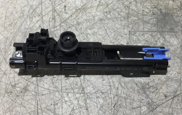 Mercedes-Benz Vito Viano W447 Seat belt adjustment rail A4478600088 220321