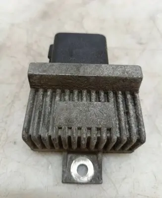 Glow plug pre-heat relay