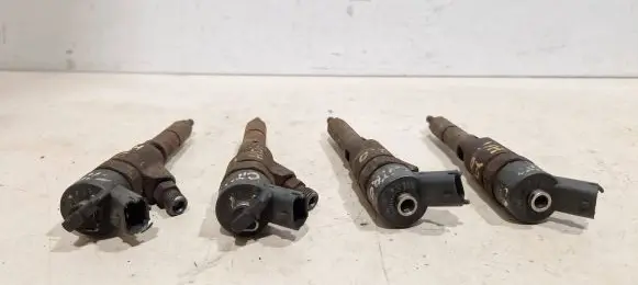Fuel injectors set