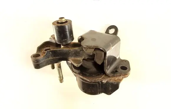 Toyota Prius (XW10) Engine mount bracket