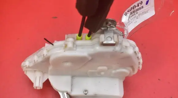 Honda Accord Front door lock