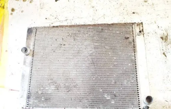 BMW 7 E65 E66 Coolant radiator 8mk376718001 99000037