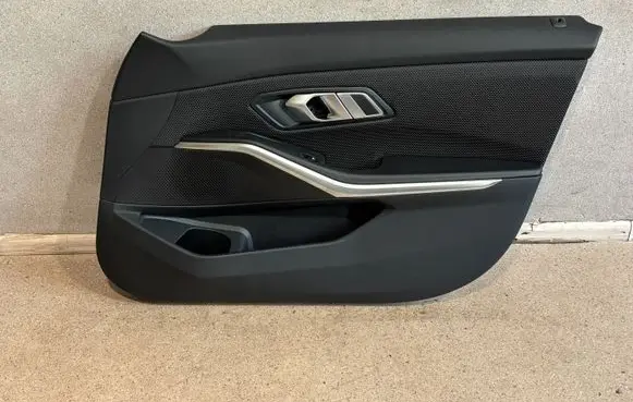BMW 3 G20 G21 Front door card panel trim