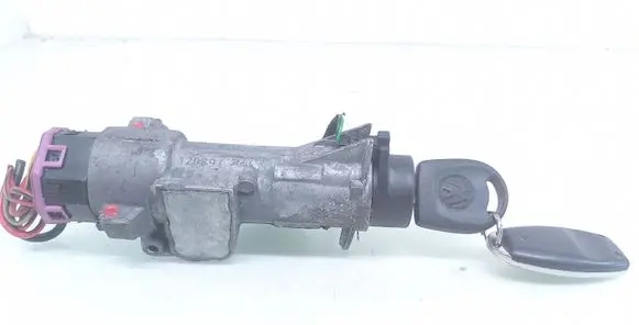 Volkswagen PASSAT B5 Ignition lock 4B0905851A 4B0905849