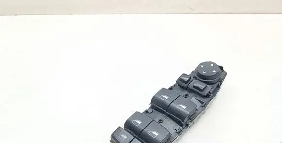 BMW 5 F10 F11 Electric window control switch 9241956
