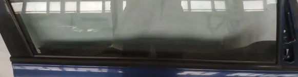 Toyota Avensis Verso Front door glass trim molding 