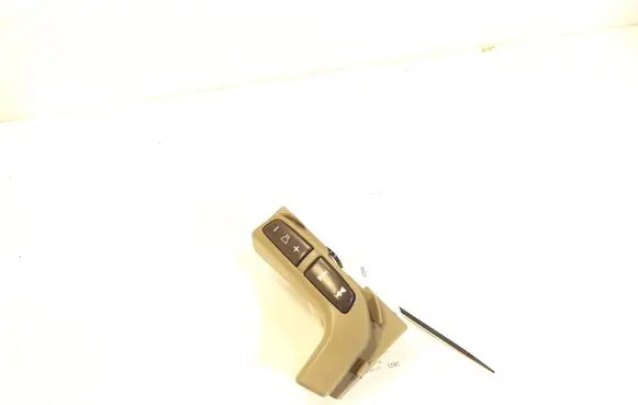 Volvo S80 Steering wheel buttons/switches 30739578