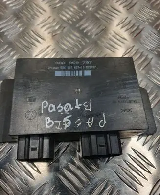 Volkswagen PASSAT B5 Comfort/convenience module 3B0959797