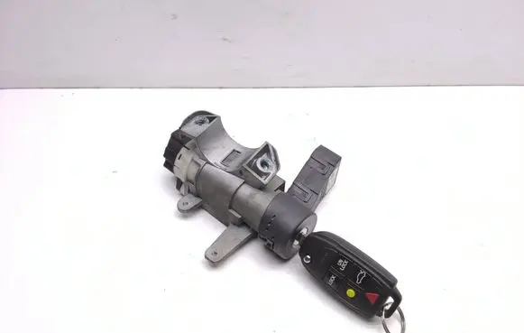 Volvo XC90 Ignition lock 8626324 8688800 8621509
