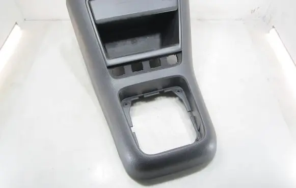 Volkswagen Golf Plus Other center console (tunnel) element 5M1863476C