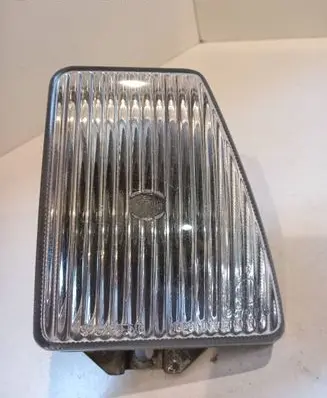 Volkswagen PASSAT B2 Front indicator light 8370R19
