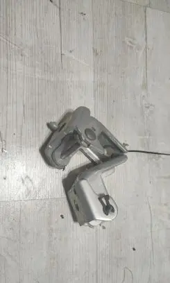 Rear door hinge set