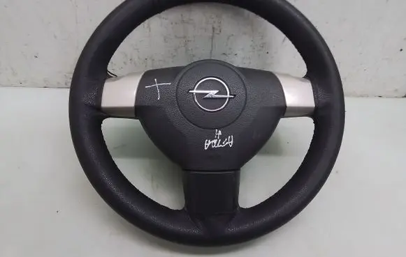 Opel Astra H Steering wheel