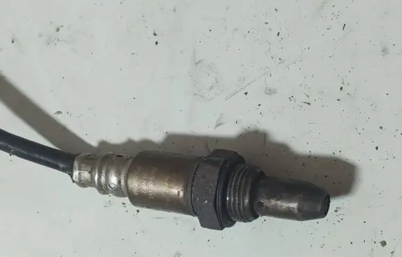 Opel Astra J Lambda probe sensor 8980898250 2112005360 11M25