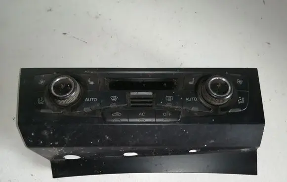 Audi A4 S4 B8 8K Climate control unit 8T2820043AG