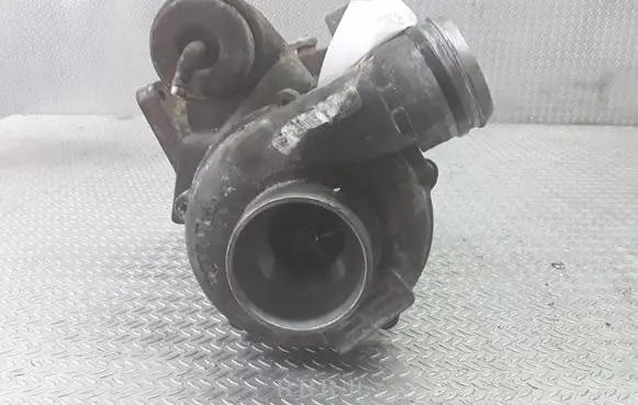 Mercedes-Benz Vito Viano W639 Turbo A6460960299