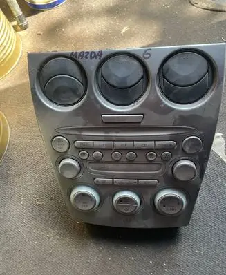 Mazda 6 Climate control unit CRYM4272K