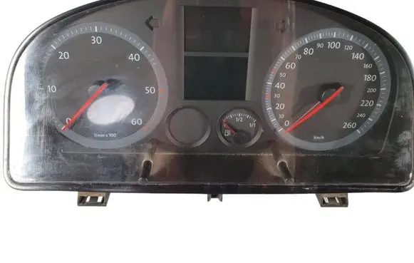 Volkswagen Caddy Speedometer (instrument cluster) 2K0920842C